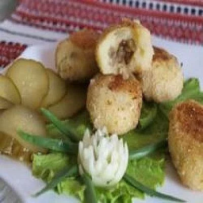 Зразы картофельные с грибной начинкой